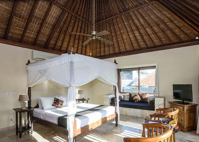 Diana Bali 3 Bedrooms 4* Legian