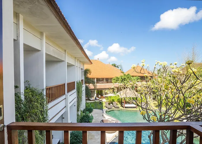 Diana Bali 3 Bedrooms リゾート 4*