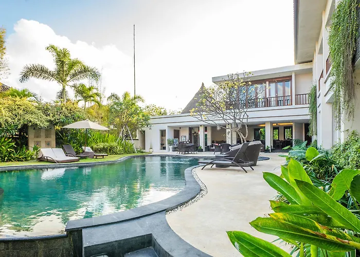 Diana Bali 3 Bedrooms 4*