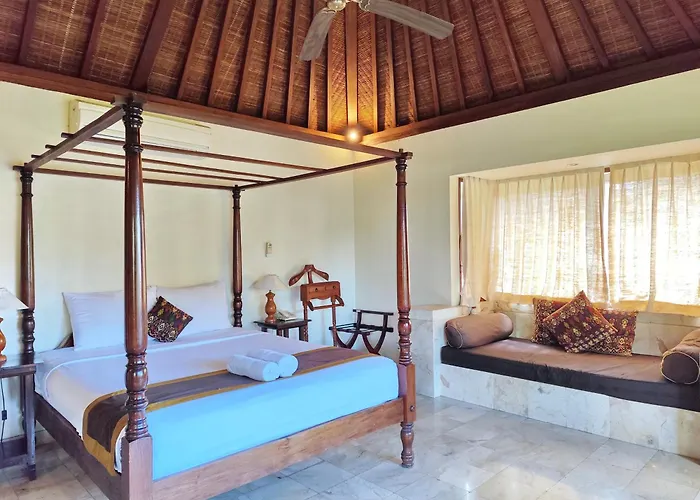 Diana Bali 3 Bedrooms リゾート レギャン