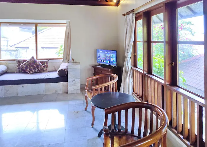 Diana Bali 3 Bedrooms リゾート レギャン