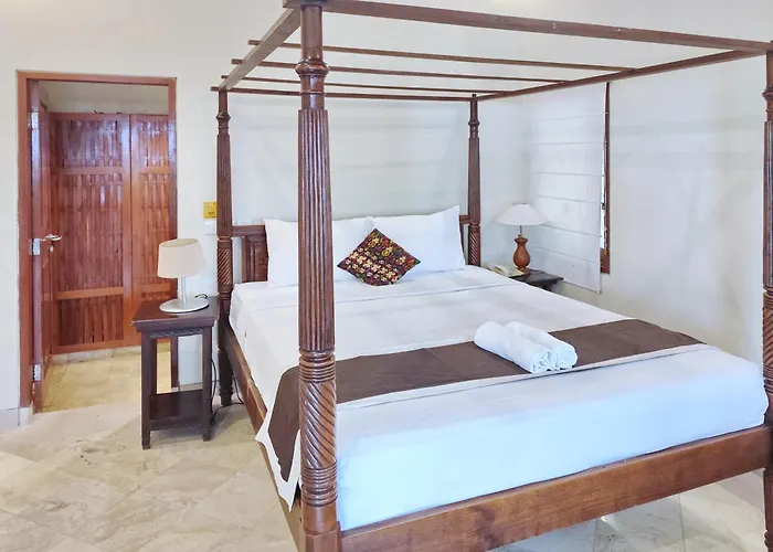 Diana Bali 3 Bedrooms リゾート 4*