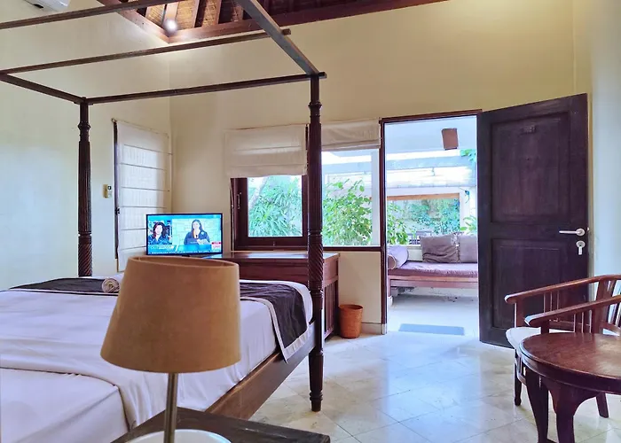 Diana Bali 3 Bedrooms リゾート レギャン